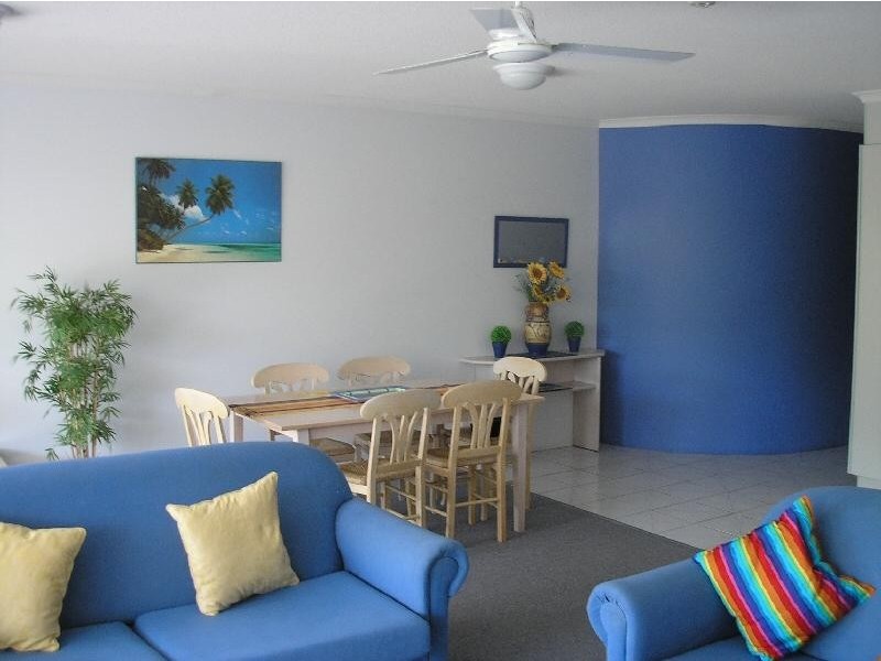 324/385 Esplanade “Riviera Resort”, Torquay QLD 4655