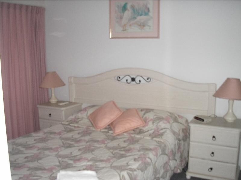 324/385 Esplanade “Riviera Resort”, Torquay QLD 4655