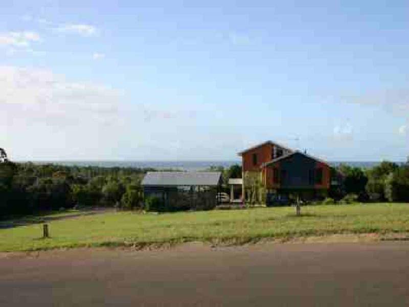 1 CRAIGSLEE COURT, Craignish QLD 4655