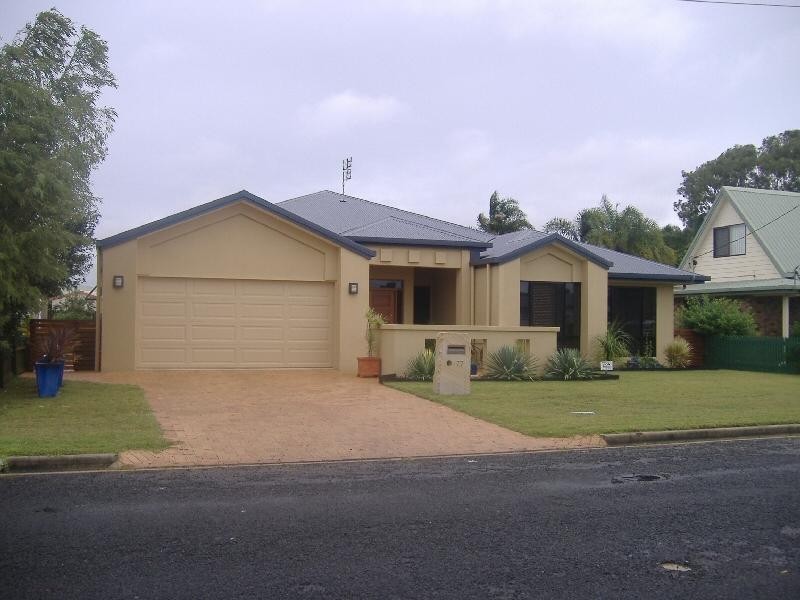77 TRURO STREET, Torquay QLD 4655