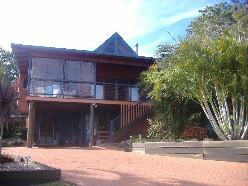 16 SAMARAI DRIVE, Kawungan QLD 4655