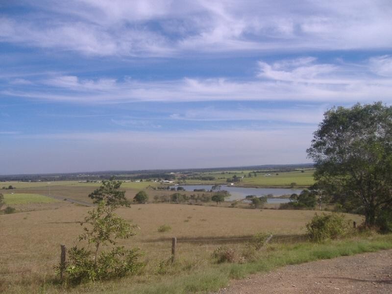 16 SAMARAI DRIVE, Kawungan QLD 4655