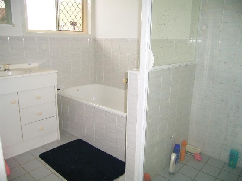 133 ROBERT STREET, Torquay QLD 4655