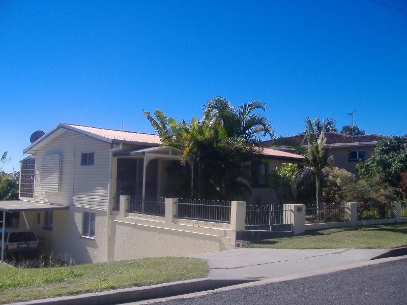 7 JACARANDA DRIVE, Torquay QLD 4655