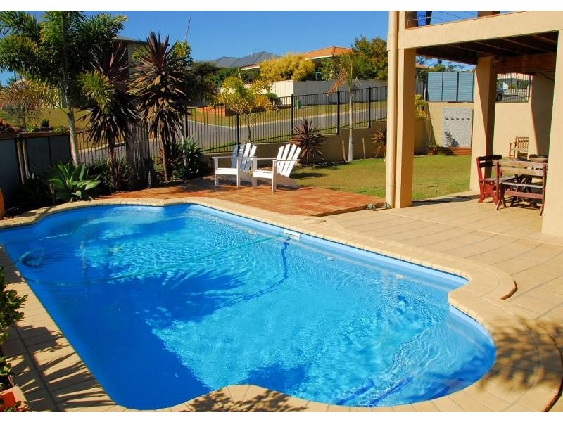 16 Marineview Avenue, Scarness QLD 4655