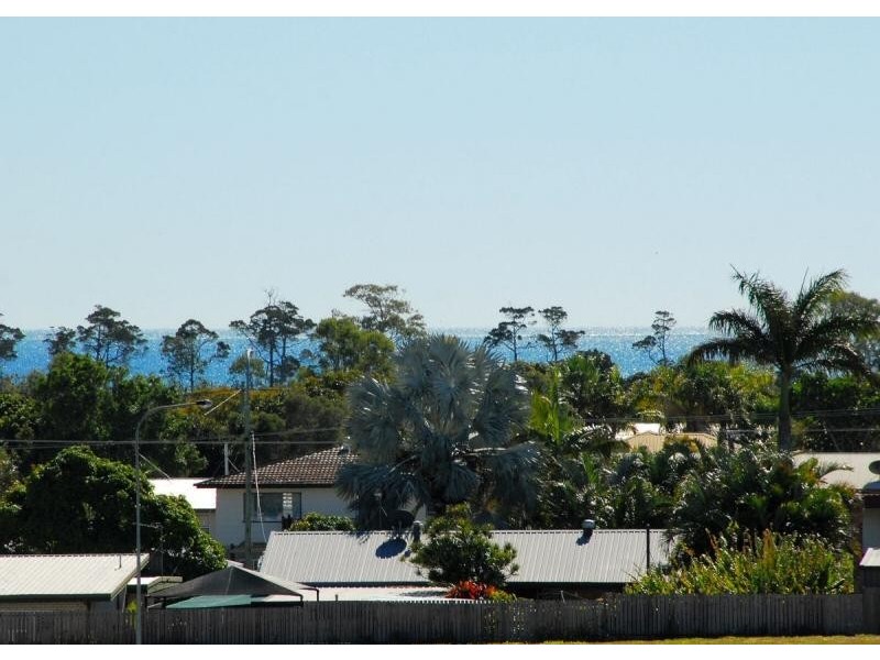 16 Marineview Avenue, Scarness QLD 4655