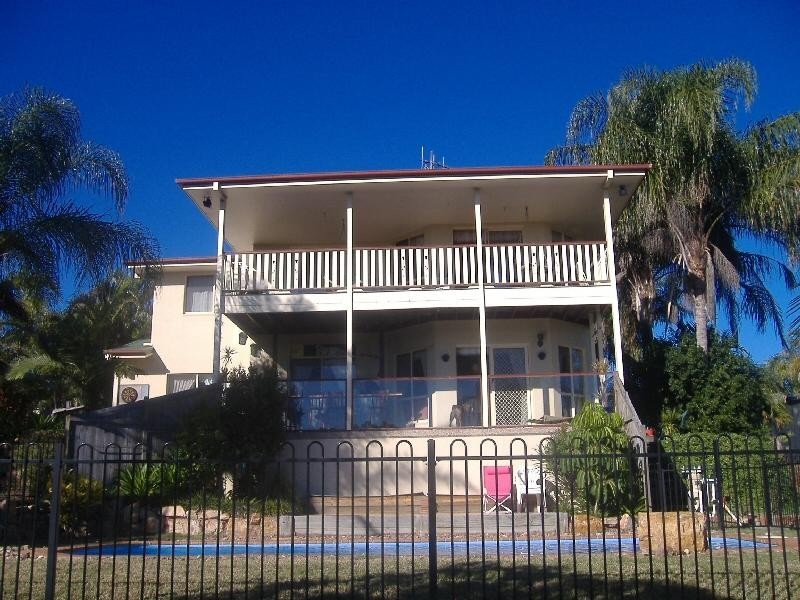 4 Winston Court, Dundowran Beach QLD 4655