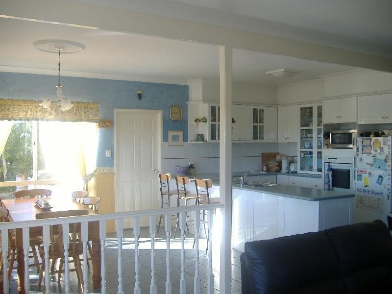 4 Winston Court, Dundowran Beach QLD 4655