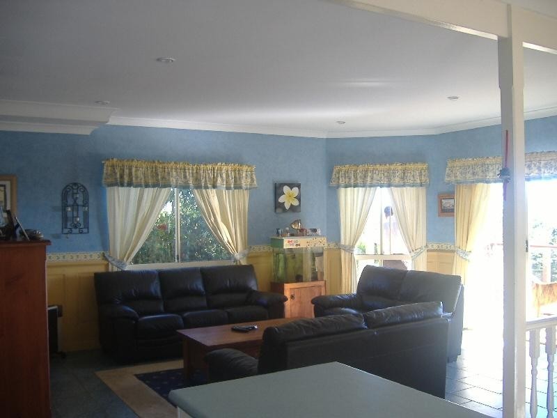 4 Winston Court, Dundowran Beach QLD 4655