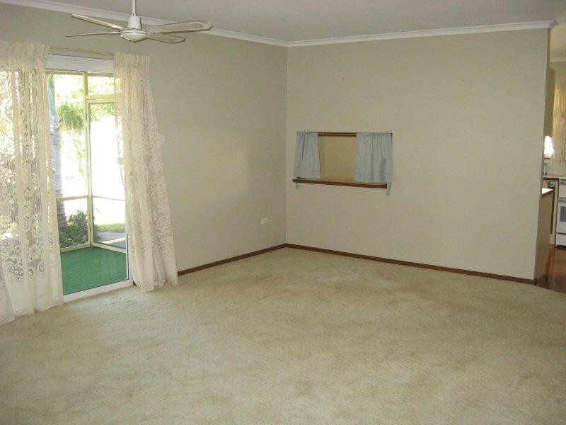 82 LONG STREET, Point Vernon QLD 4655