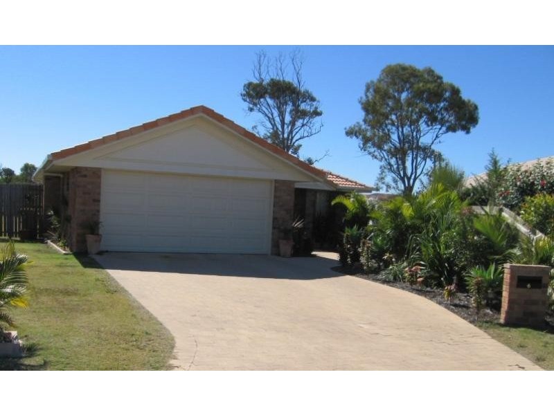 6 BENSON CLOSE, Urraween QLD 4655