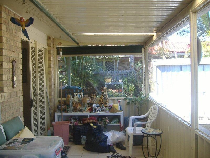 8 SPINNAKER DRIVE, Point Vernon QLD 4655