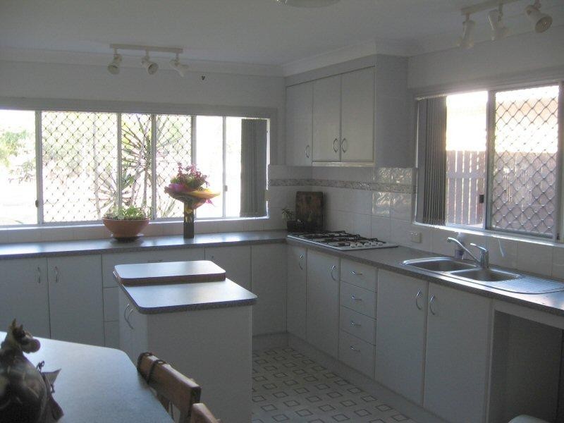 266 TORQUAY TERRACE, Torquay QLD 4655