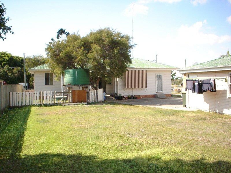 39 BEACH ROAD, Pialba QLD 4655