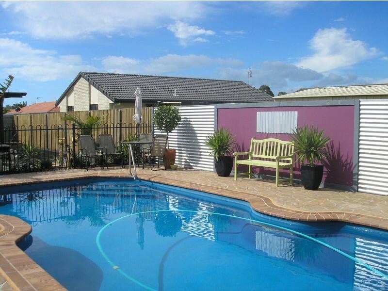 6 DELTA WAY, Point Vernon QLD 4655