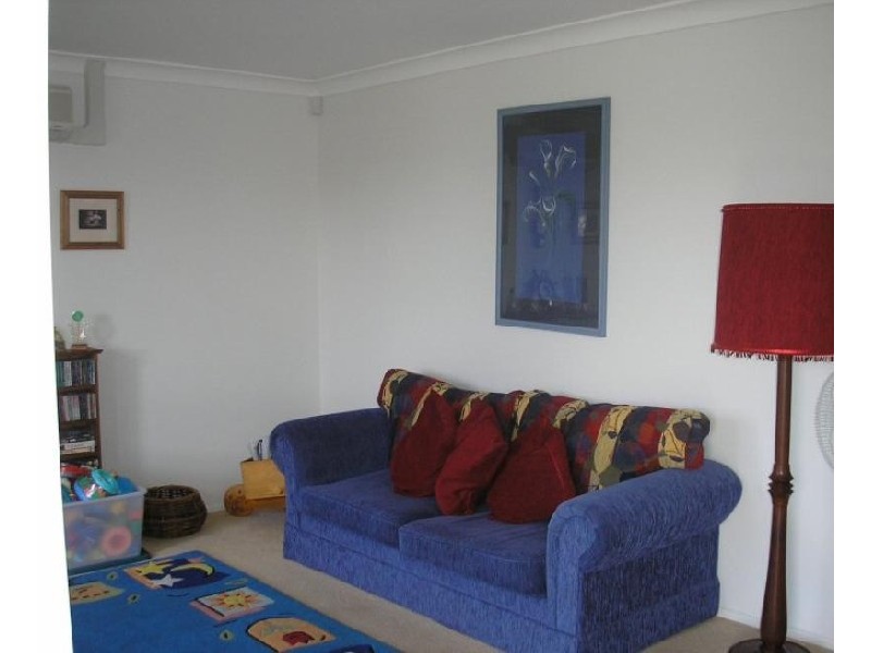 6 DELTA WAY, Point Vernon QLD 4655