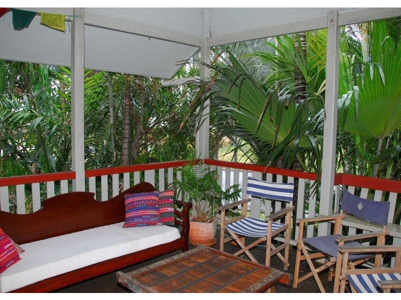 85 LONG STREET, Point Vernon QLD 4655