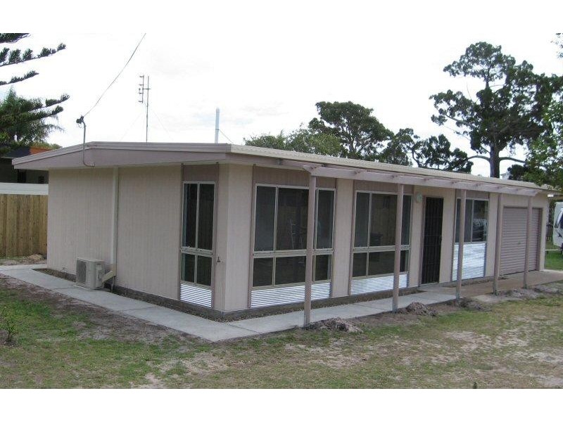 94 TRURO STREET, Torquay QLD 4655