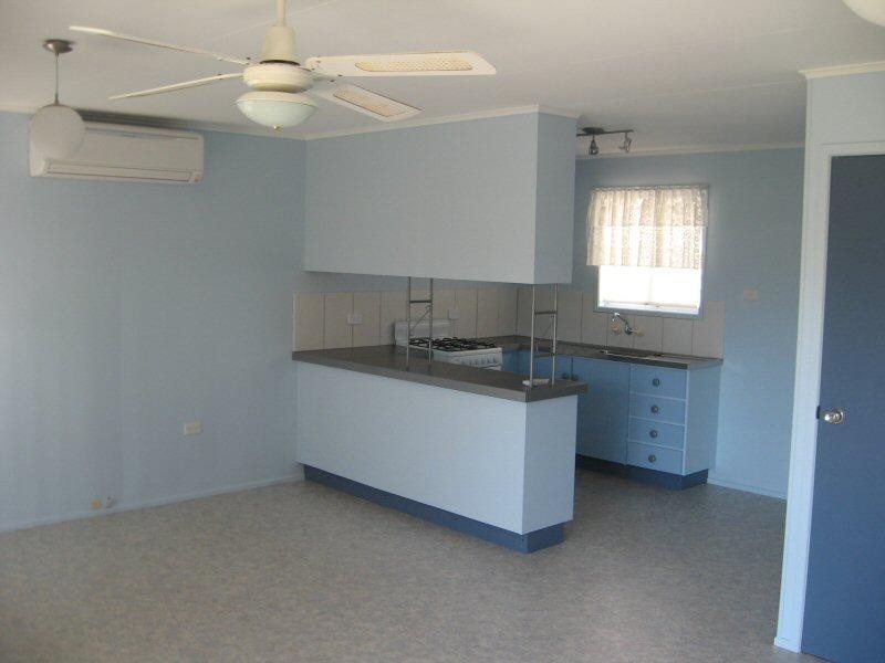 94 TRURO STREET, Torquay QLD 4655