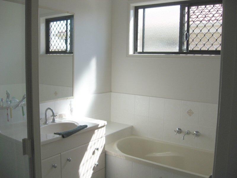 7 RED GUM COURT, Urraween QLD 4655