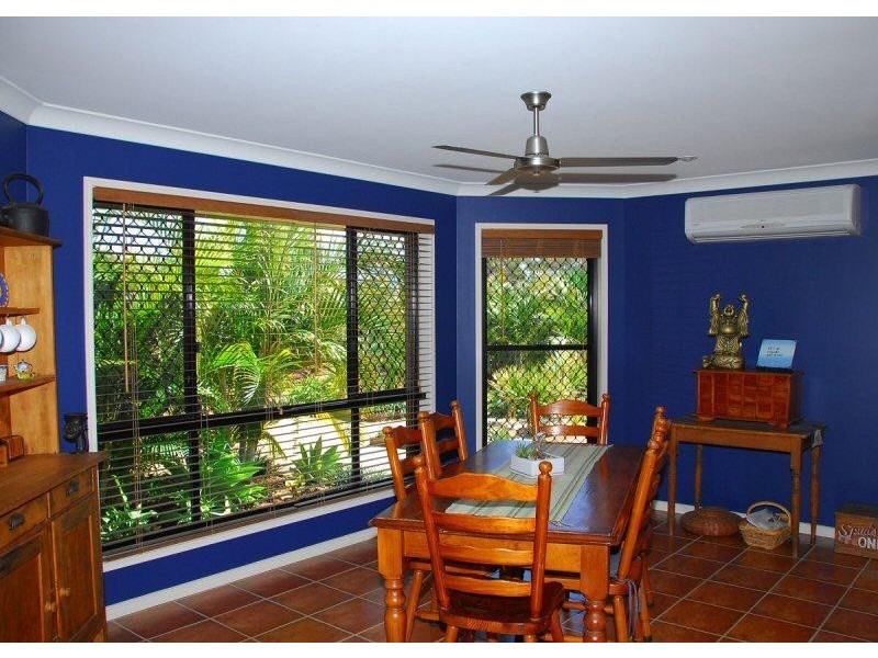 11 Layde Court, Urangan QLD 4655