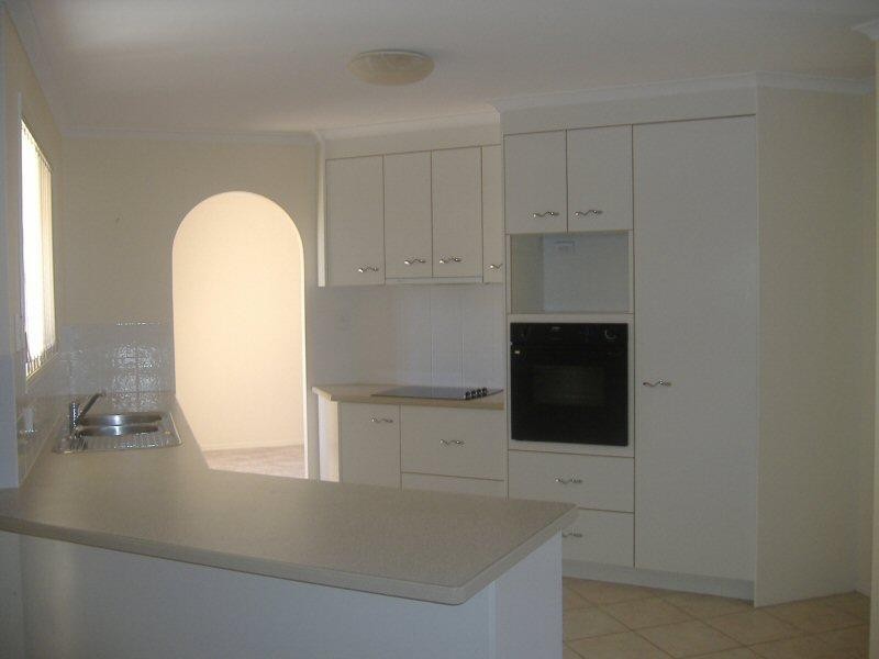 28 SPOONBILL WAY, Eli Waters QLD 4655