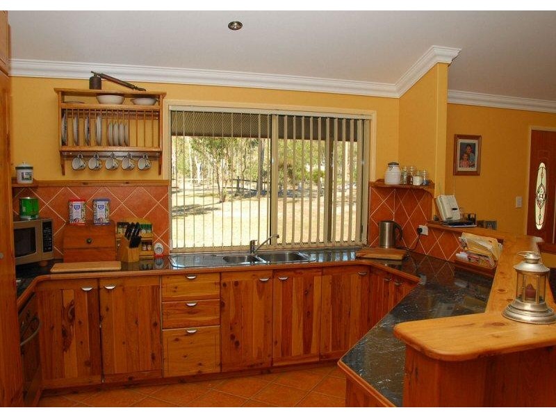 39 SCANLAN STREET, Sunshine Acres QLD 4655