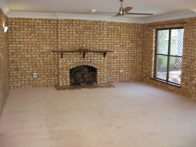 20 STEWART STREET, Urangan QLD 4655