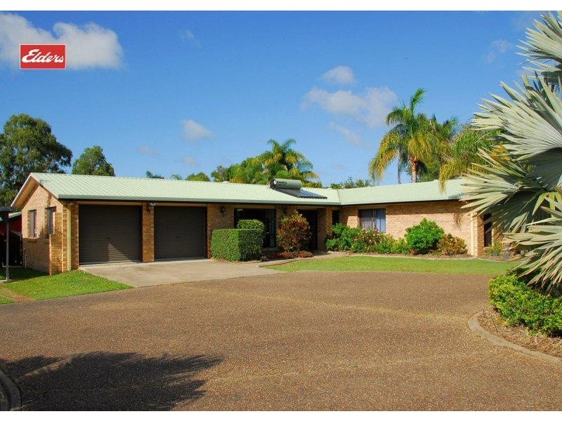 15 SOUTHERDEN STREET, Torquay QLD 4655