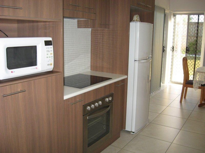 Unit 8/1 Urraween Road, Urraween QLD 4655