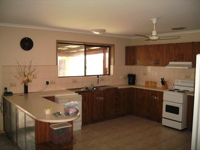 19 PIALBA DOWNS DRIVE, Eli Waters QLD 4655