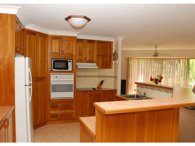 25 BAIRD DRIVE, Pialba QLD 4655
