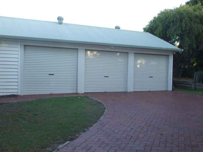 77 Esplanade, Point Vernon QLD 4655