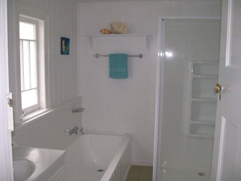 28 HYTHE STREET, Pialba QLD 4655