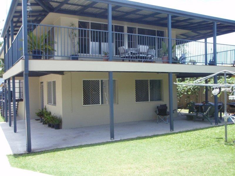 42 LONG STREET, Point Vernon QLD 4655