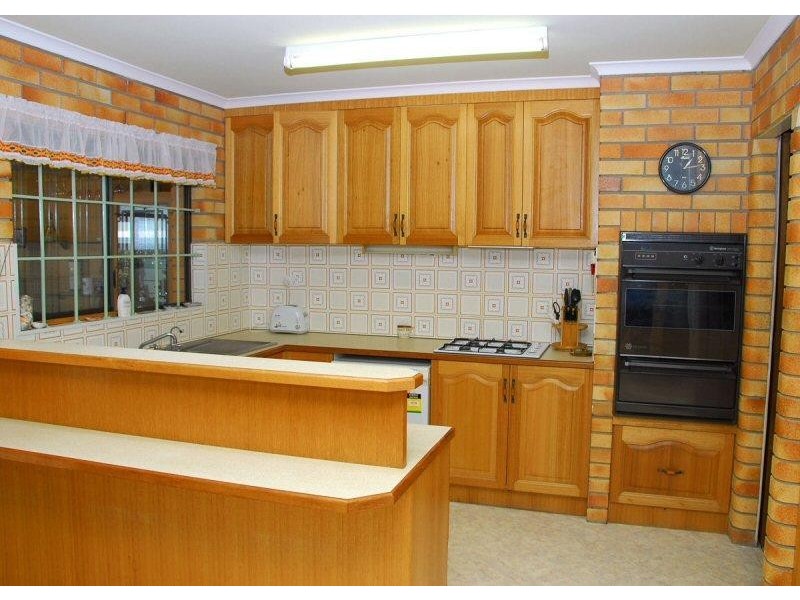 117 Freshwater Street, Torquay QLD 4655