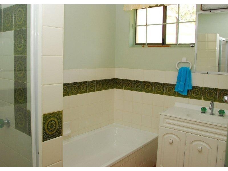 117 Freshwater Street, Torquay QLD 4655