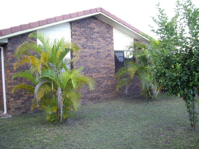 14 NULLOR STREET, Scarness QLD 4655