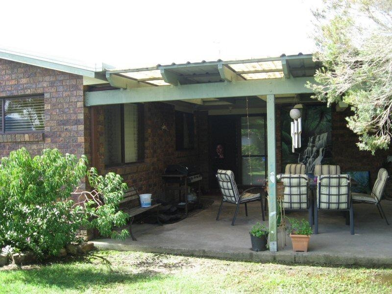 134 HAMMOND STREET, Urangan QLD 4655