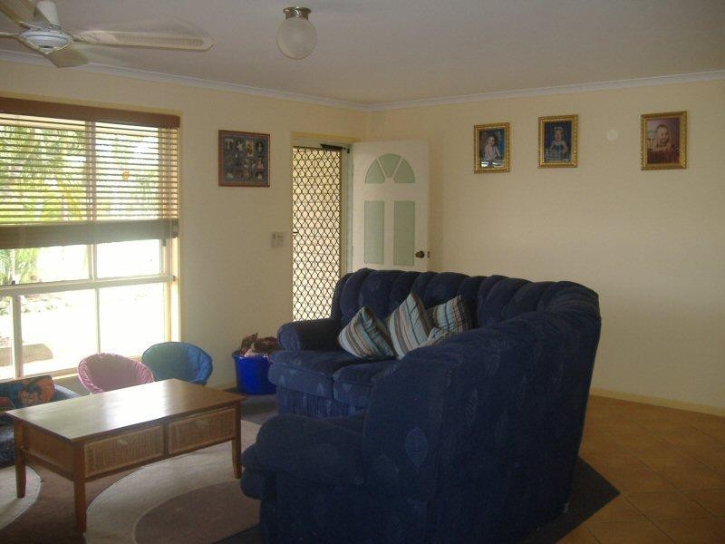 29 BROLGA COURT, Eli Waters QLD 4655