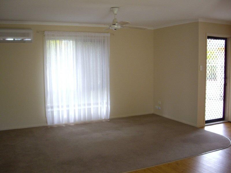 6 SHORELINE COURT, Urangan QLD 4655