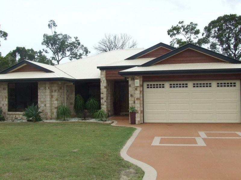114 COLYTON STREET, Torquay QLD 4655