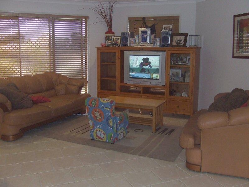 114 COLYTON STREET, Torquay QLD 4655