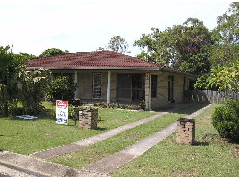 19 TOTNESS STREET, Torquay QLD 4655
