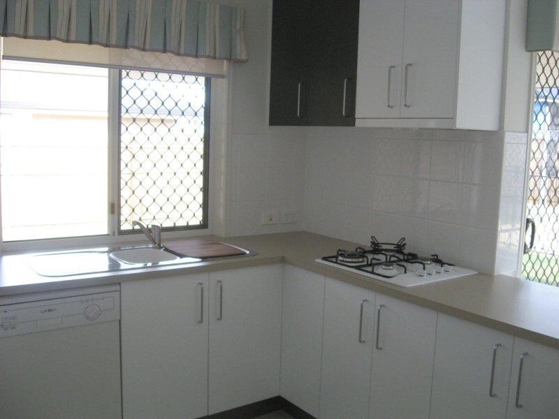 77 SAMARAI DRIVE, Kawungan QLD 4655