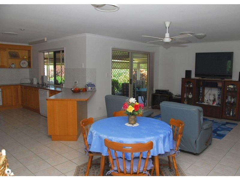 34 Newfarm Place, Takura QLD 4655