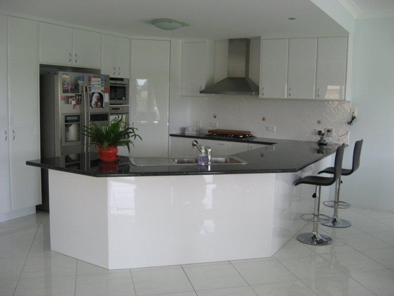 14 Harrison Circuit, Urangan QLD 4655