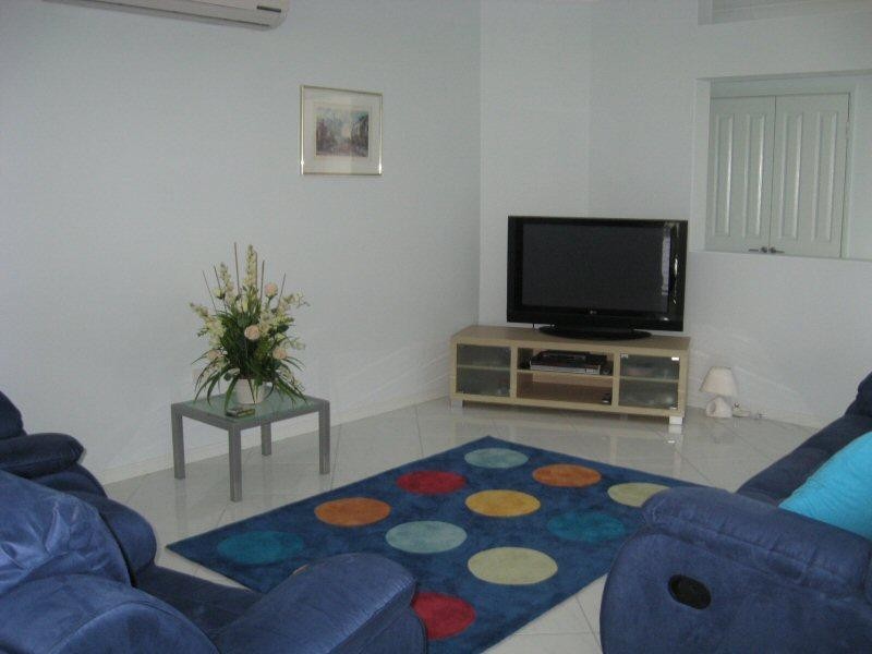 14 Harrison Circuit, Urangan QLD 4655
