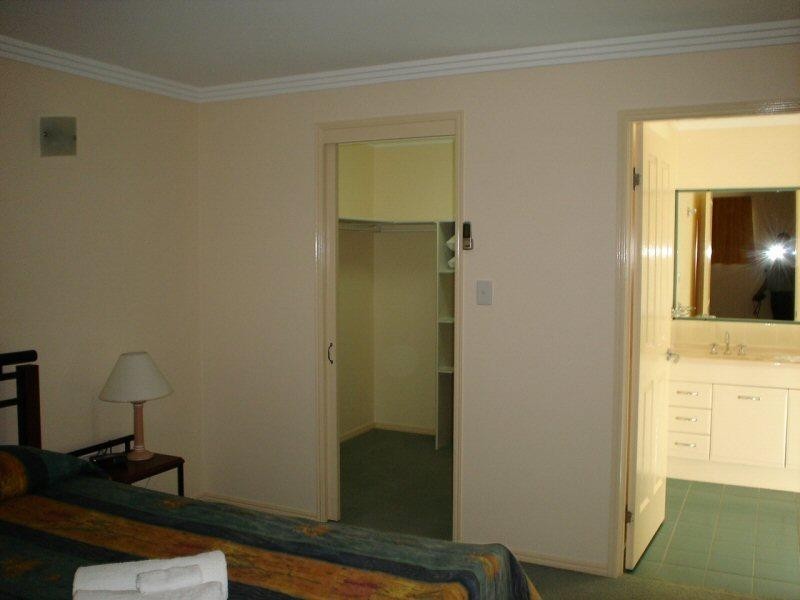 Unit 3/33 Elizabeth Street, Urangan QLD 4655