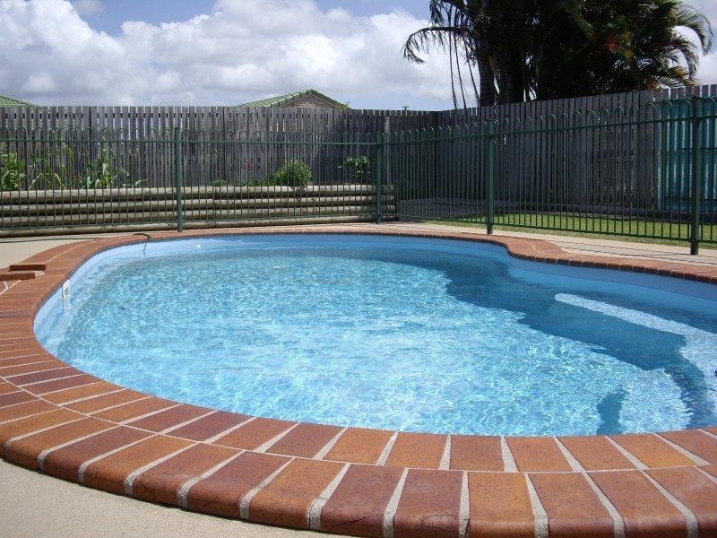 6 King Arthur Court, Urangan QLD 4655